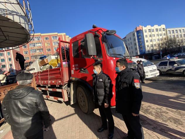 易燃易爆场所、专业医开云 开云体育平台疗设备都挡不住执行干警的脚步！(图8)