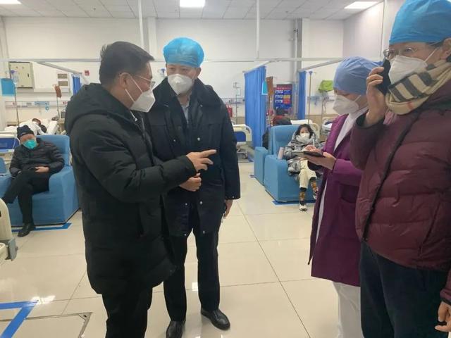 太原市卫健委主任张泽一行调研指导市二开云