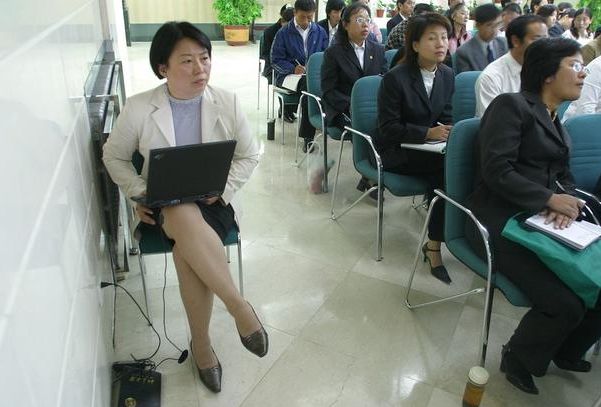 开云体育 开云官网养生保健行业为什么乱？(图2)