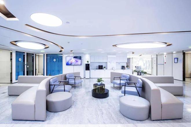 开云 开云体育官网春节留杭福利摘镜低至9800元！还有千元术检免费送（限前100名）(图6)