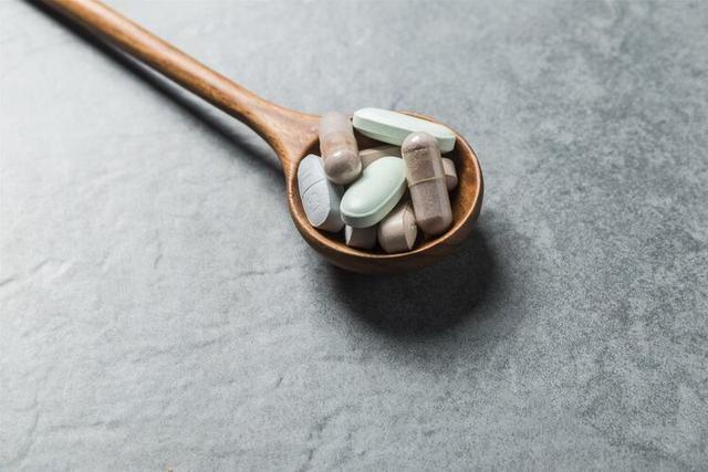 维生素也伤肝？最好别把这开云 开云体育平