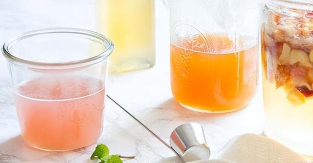 开云 开云体育平台被商家吹上天的6种保健品实则没啥用医生：别乱花冤枉钱了(图2)