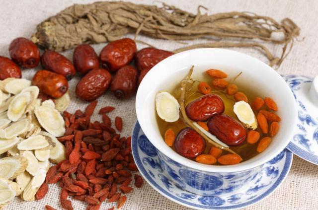 男性喝保健酒、吃韭菜、生蚝、鞭类能“强身”？你可能被忽悠了开云 开云体育APP(图2)