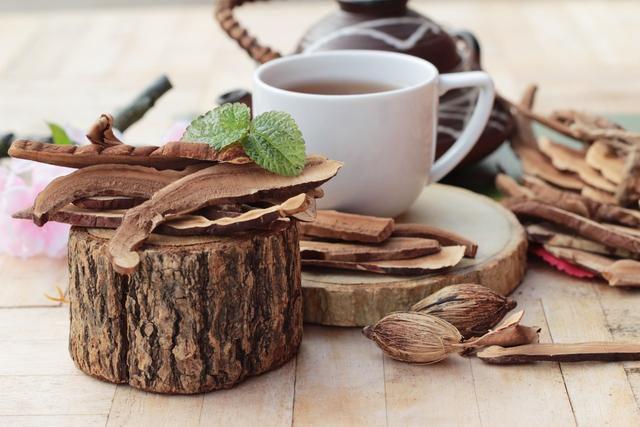 开云 开云体育APP被吹上天的4种保健食品实则坑钱又伤身劝告父母:谨慎购买(图2) 开云 开云体育APP被吹上天的4种保健食品实则坑钱又伤身劝告父母:谨慎购买(图2)