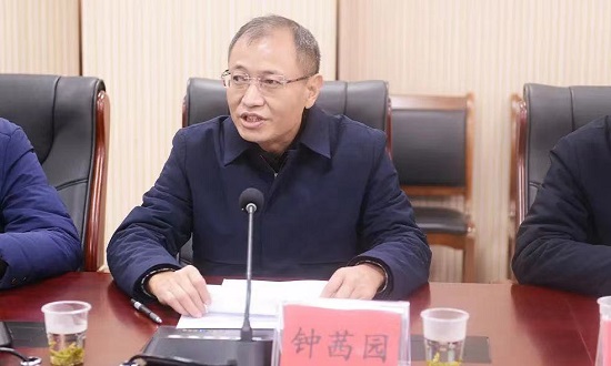 怡和嘉业向大爱清尘捐赠108万元医疗设备构筑呼吸健康防开云 开云体育官网线！(图2)