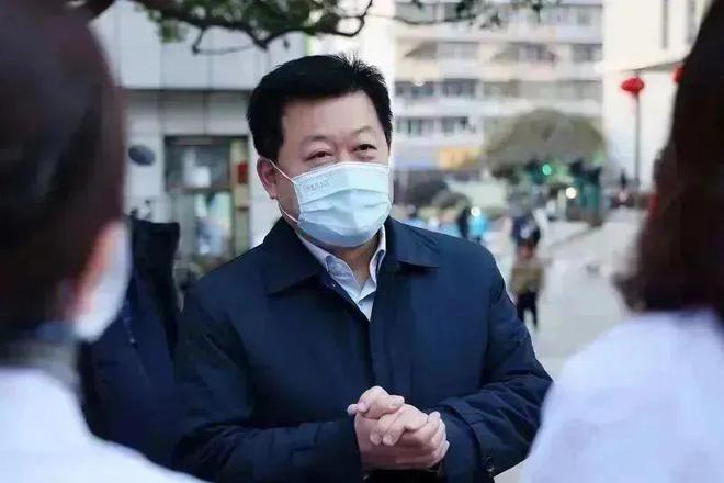 孙百军副市长走访慰问南京市开云 开云体育官网妇幼保健院(图2)