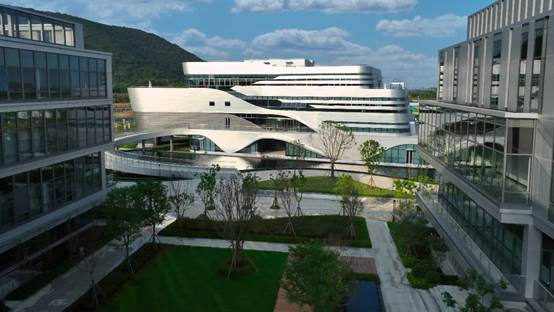 开云体育 开云平台“滨”纷多才③ 地标性研发生产基地启用致力高值医疗器械“中国制造”(图2)