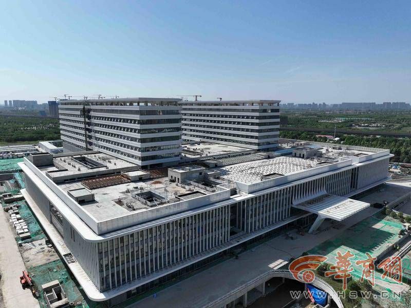开云APP 开云官网入口共建西安国家医学中心！西安国际港务区与交大一附院、新华医疗签署战略合作协议(图5)
