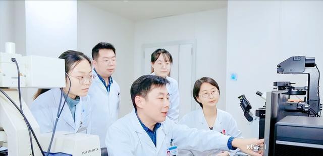 Kaiyun 开云体育中国95%的高端医疗设备 都依靠进口 为啥不用国产呢!(图2)