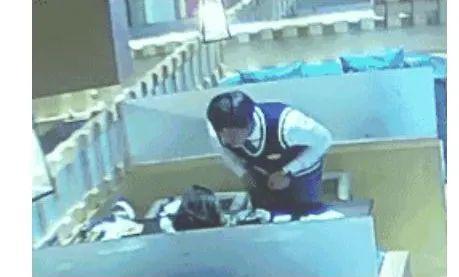 上外高材生对女孩投放“”?为什么那么开云 开云体育官网容易买到?(图7) 上外高材生对女孩投放“”?为什么那么开云 开云体育官网容易买到?(图7)