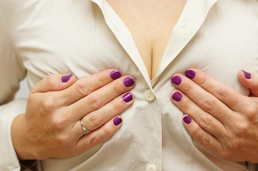 “天然黄体酮”终于找到了女人常吃缓解增生