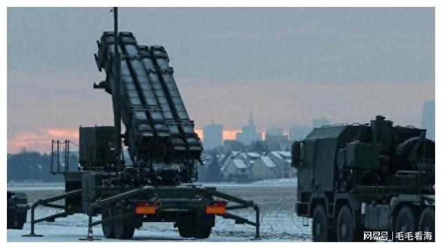 印Kaiyun 开云度要准备开战?大军出现异动大批弹药连夜运抵前线(图8) 印Kaiyun 开云度要准备开战?大军出现异动大批弹药连夜运抵前线(图8)