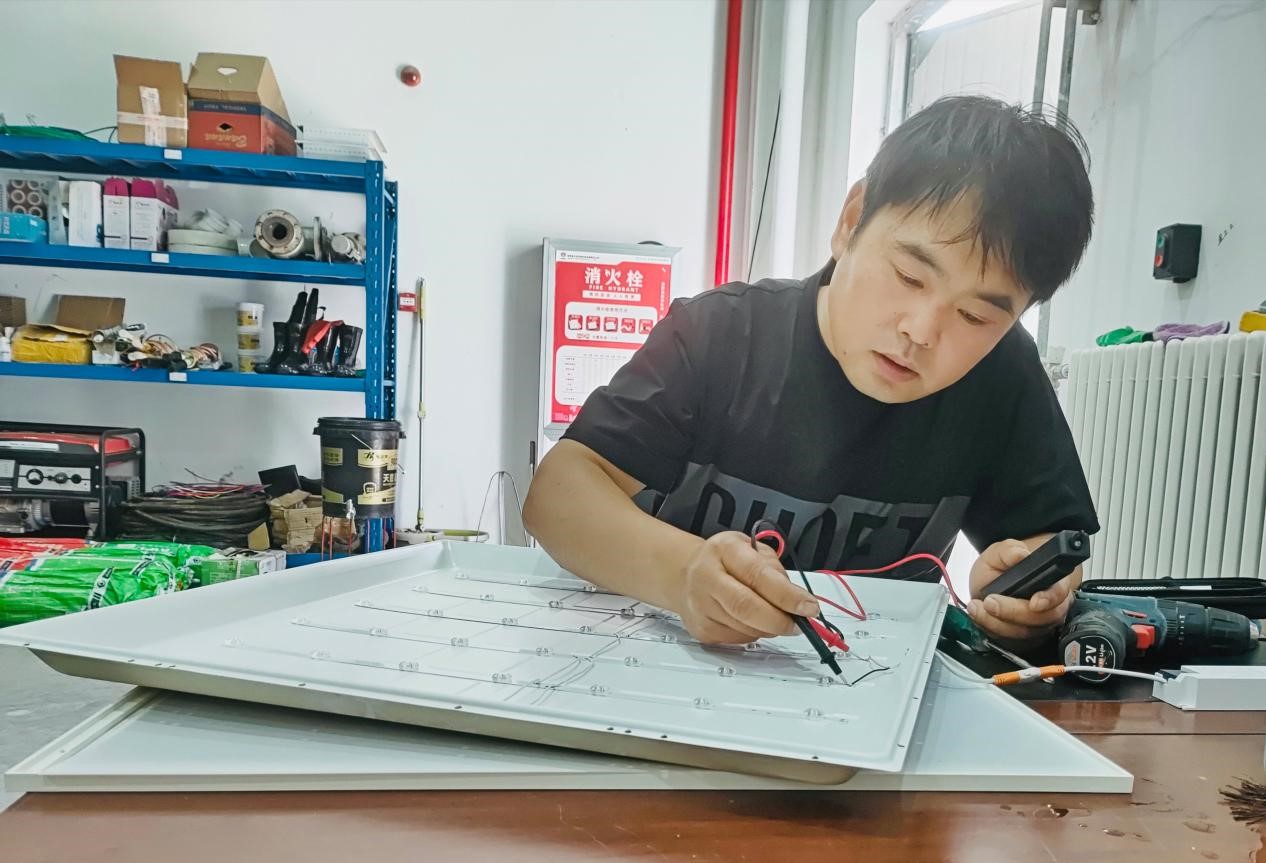 开云体育 Kaiyun.com 官网入口榆林合力天芪生物公司：“三化”同步 做活降本增效“大文章”(图4)