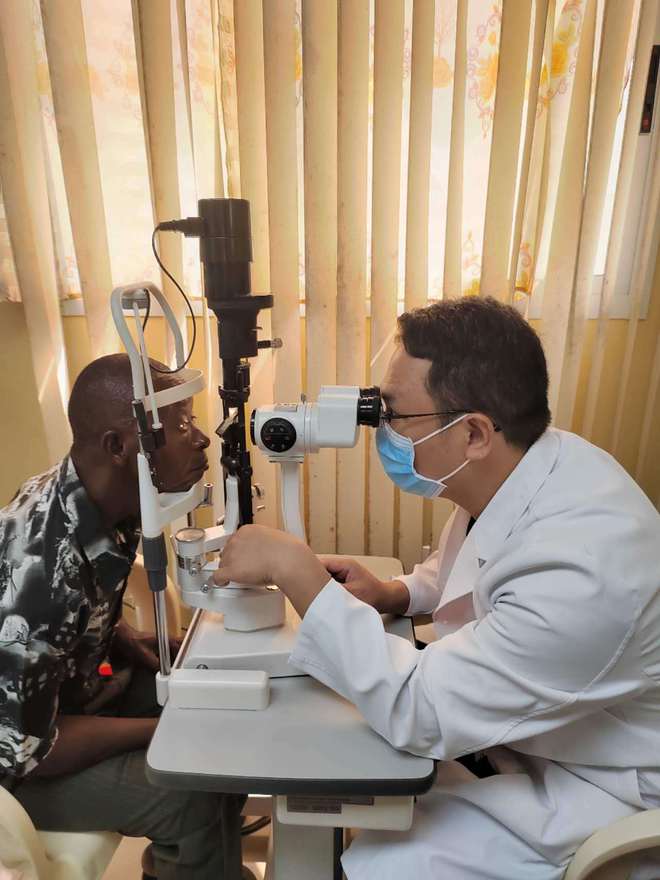 开云体育 开云平台资讯有故事丨中国医疗队:为赤道几内亚患者带来健康和希望(图3) 开云体育 开云平台资讯有故事丨中国医疗队:为赤道几内亚患者带来健康和希望(图3)