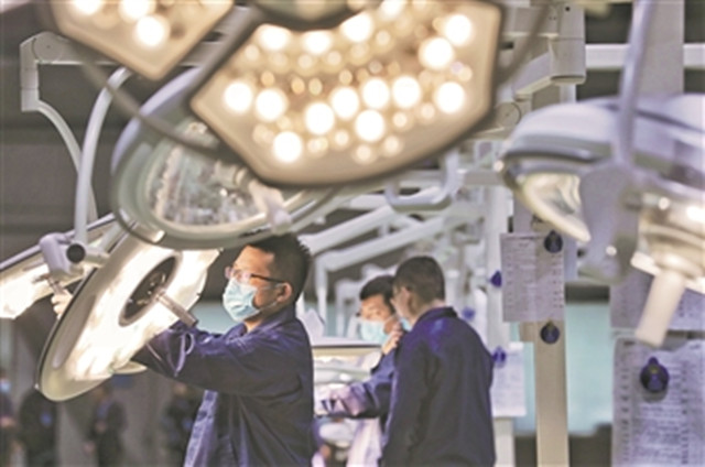 外眼看山东·央媒一周图片撷开云APP 开云官网入口英不误农时保春耕 开足马力生产忙(图3)