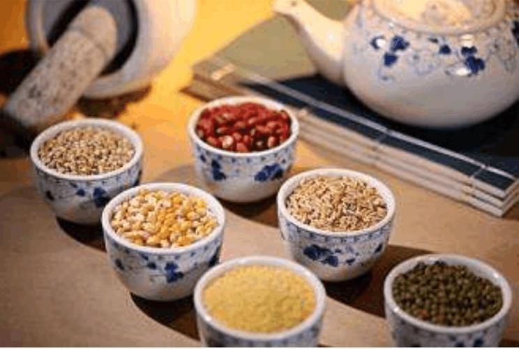 中医养生发展探索：如何实现更广泛Kaiyun 开云体育普及？(图2)